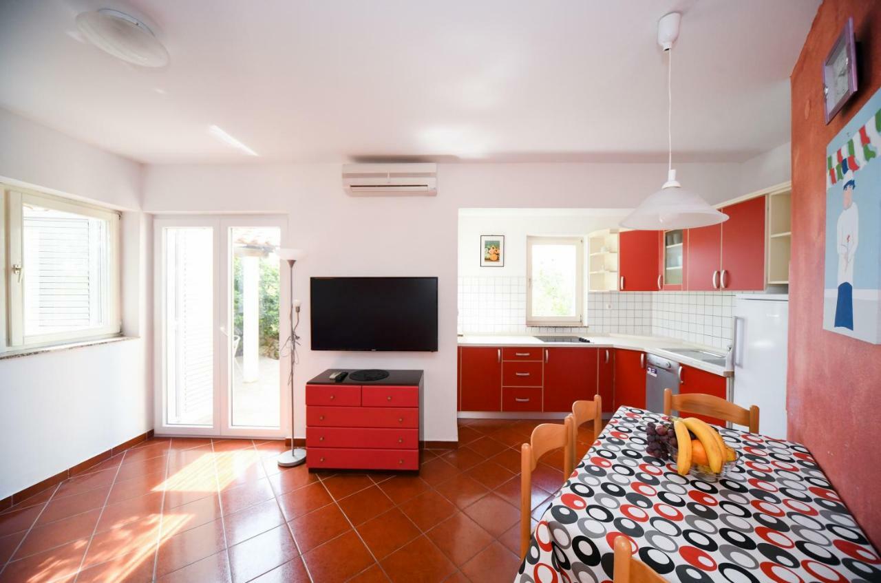 Apartments Dvori Novalja Extérieur photo