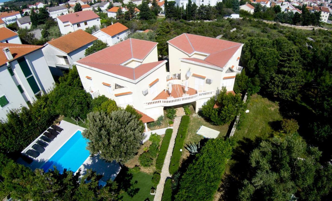 Apartments Dvori Novalja Extérieur photo